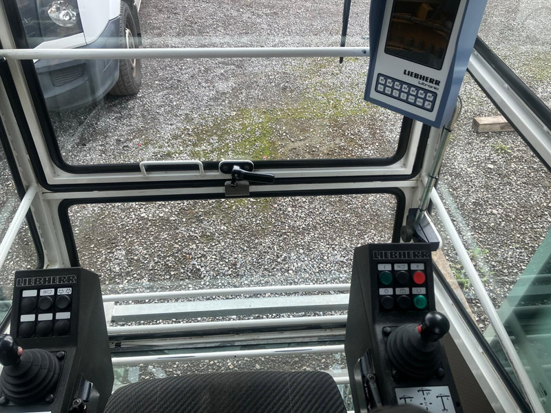 Liebherr 85EC-B 2012yom - رافعة برجية: صورة 3 Liebherr 85EC-B 2012yom - رافعة برجية: صورة 3