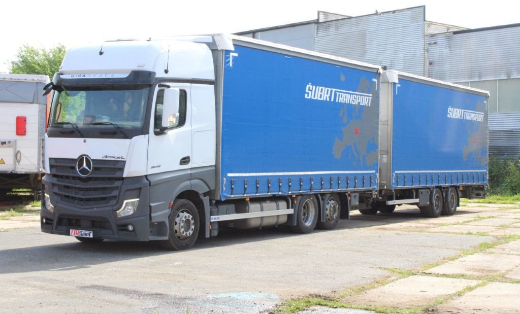Mercedes-Benz Actros 2542 NAVIGACE + PANAV TVK 18 M (8,20m x 2,4 - شاحنة ستارة, مقطورة ستارة جانبية: صورة 3 Mercedes-Benz Actros 2542 NAVIGACE + PANAV TVK 18 M (8,20m x 2,4 - شاحنة ستارة, مقطورة ستارة جانبية: صورة 3