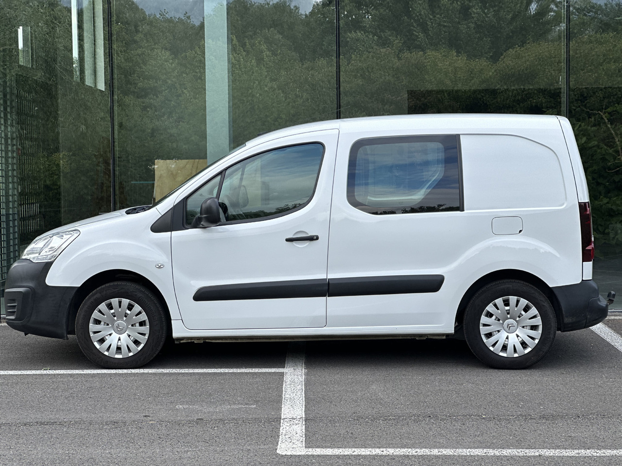 Citroen Berlingo - فان المدمجة: صورة 4 Citroen Berlingo - فان المدمجة: صورة 4
