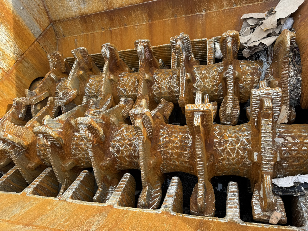 HAAS TYRON 2000 XL - آلة تمزيق صناعية: صورة 5 HAAS TYRON 2000 XL - آلة تمزيق صناعية: صورة 5