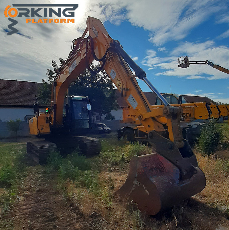 JCB JS131LC - حفارة: صورة 1 JCB JS131LC - حفارة: صورة 1