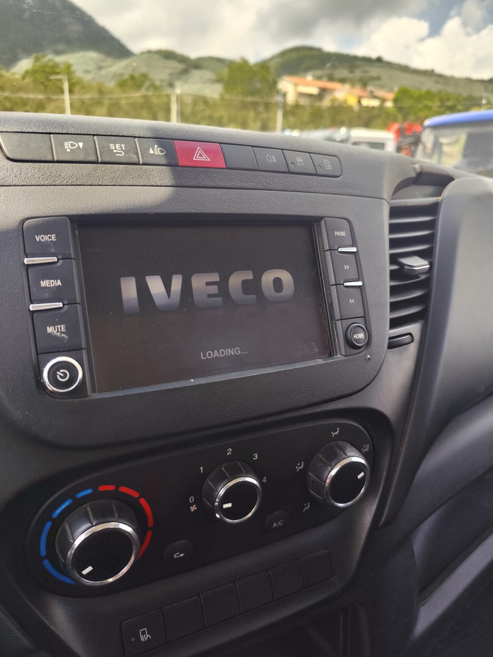 IVECO DAILY 35-130 - قلاب صغير: صورة 5 IVECO DAILY 35-130 - قلاب صغير: صورة 5
