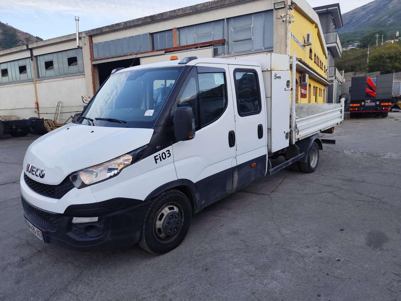 قلاب صغير IVECO DAILY 35-140: صورة 34