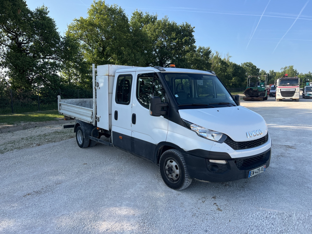 IVECO DAILY 35-140 - قلاب صغير: صورة 4 IVECO DAILY 35-140 - قلاب صغير: صورة 4