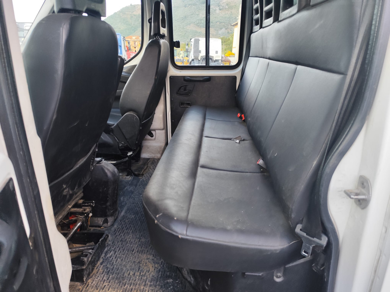 قلاب صغير IVECO DAILY 35-140: صورة 35