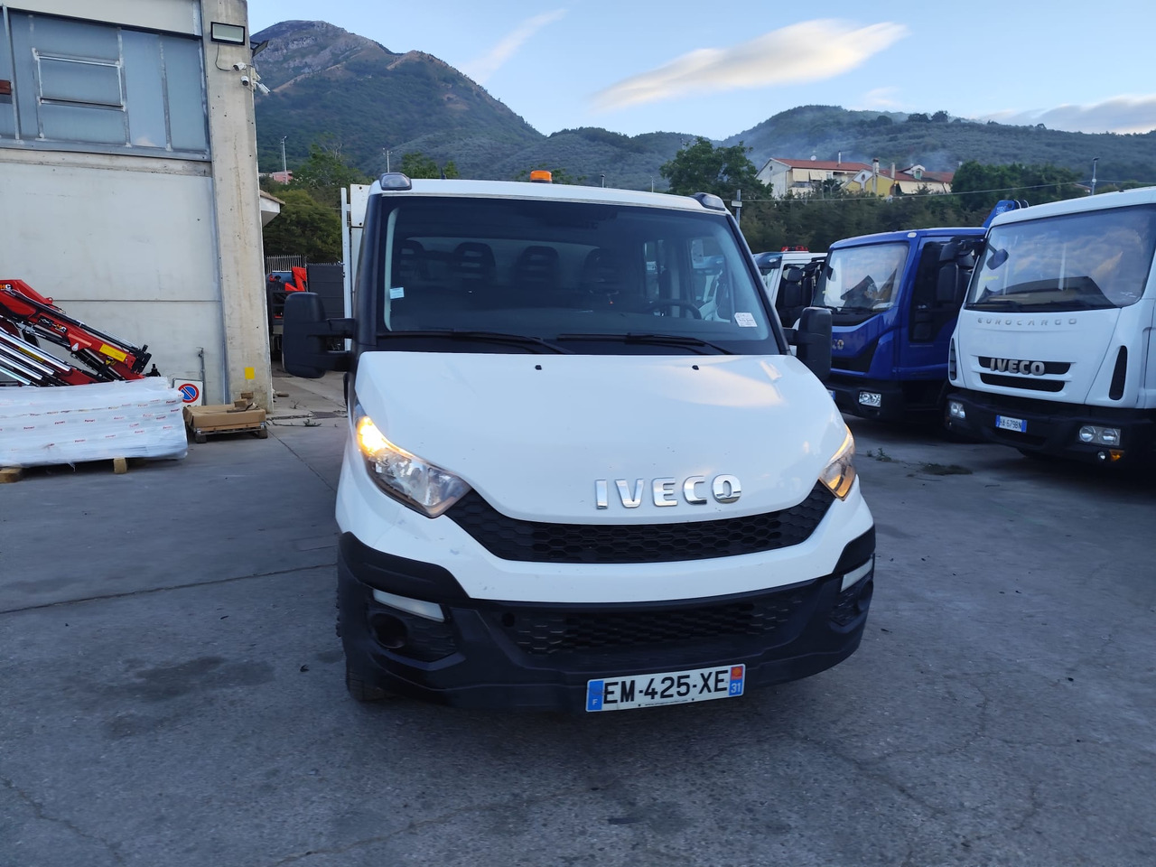 قلاب صغير IVECO DAILY 35-140: صورة 29