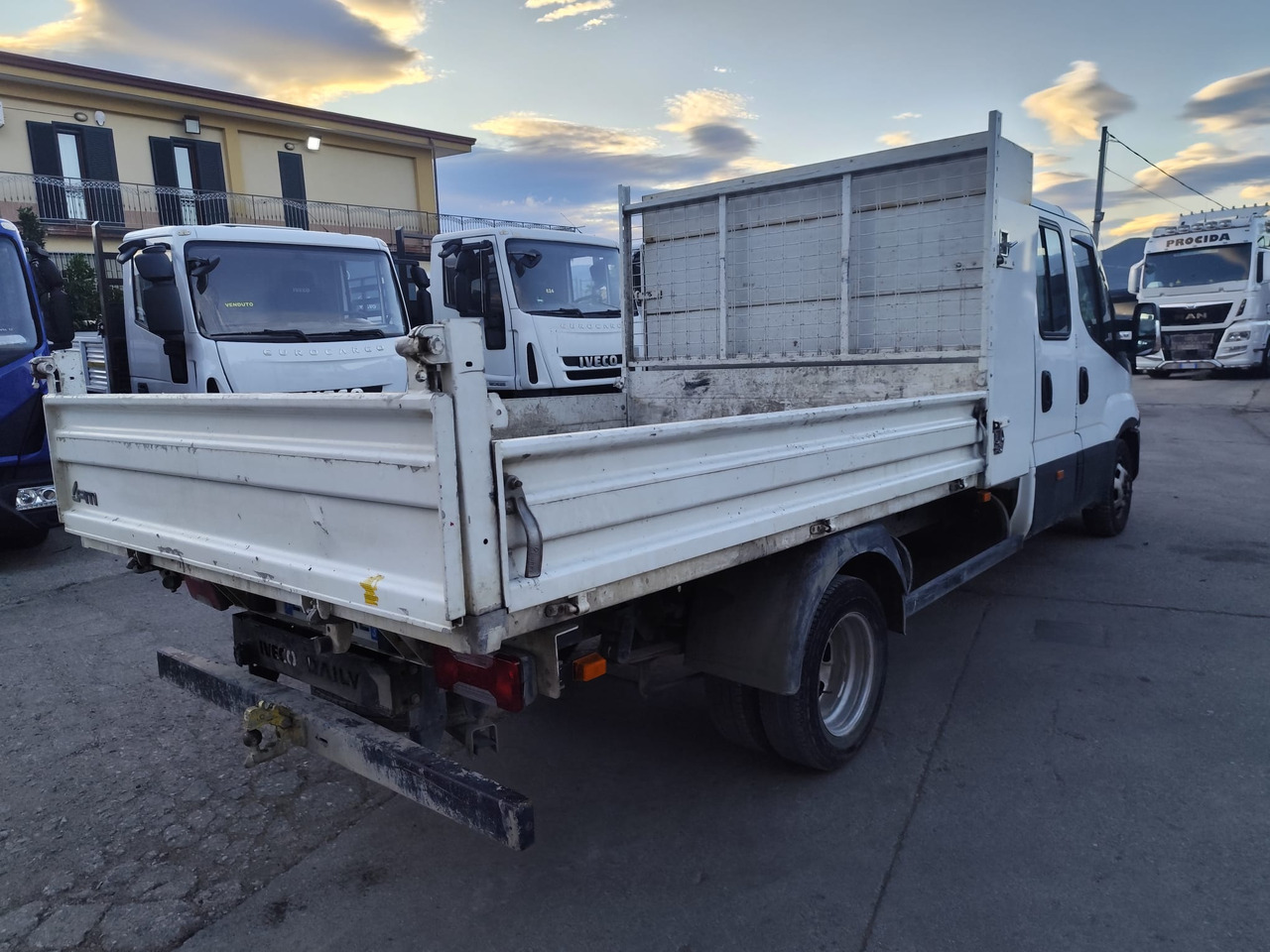 قلاب صغير IVECO DAILY 35-140: صورة 25