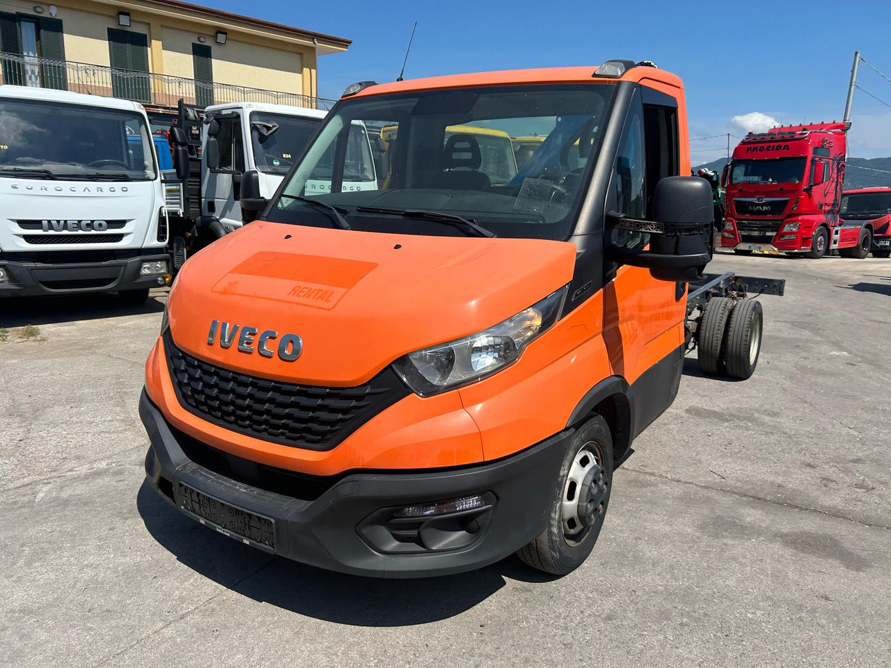 IVECO DAILY 35-140 - شاحنة كرين: صورة 1 IVECO DAILY 35-140 - شاحنة كرين: صورة 1