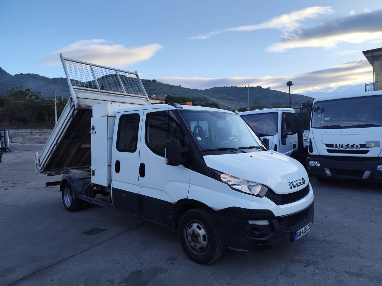 قلاب صغير IVECO DAILY 35-140: صورة 8
