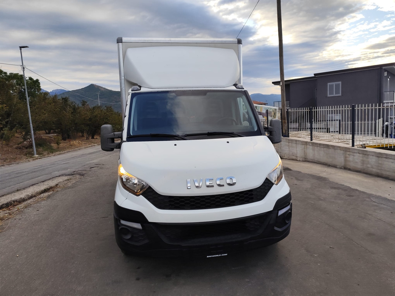 فان IVECO DAILY 35C15: صورة 23