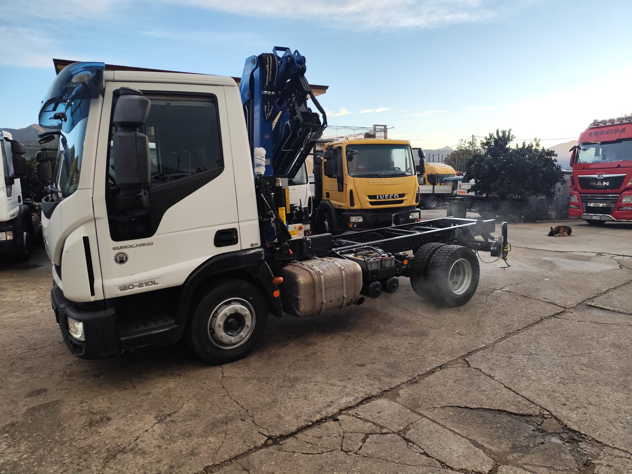 IVECO EUROCARGO 120-210 IVECO EUROCARGO 120-210: صورة 35