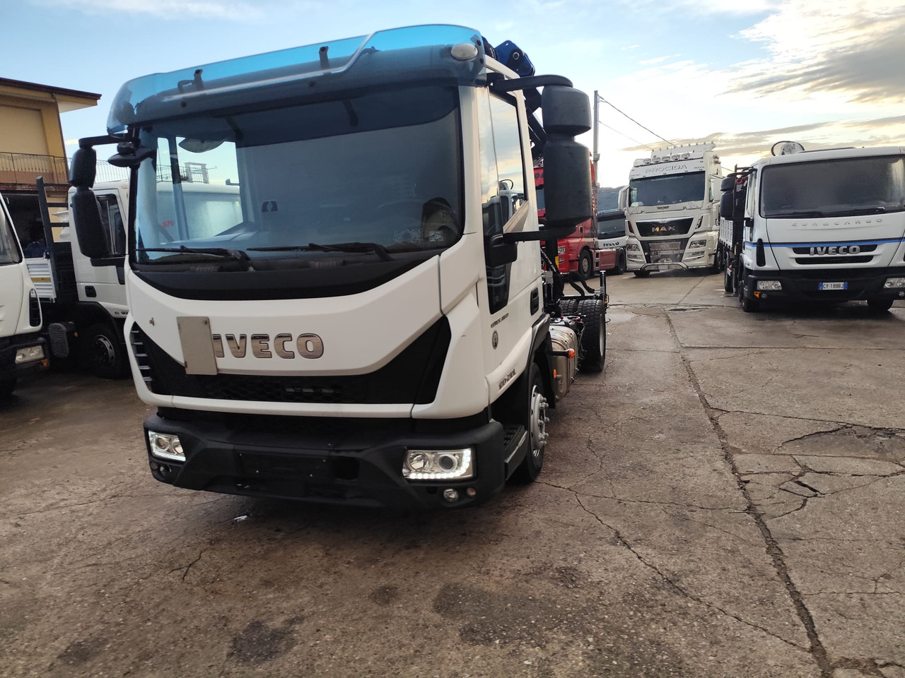 IVECO EUROCARGO 120-210 IVECO EUROCARGO 120-210: صورة 39