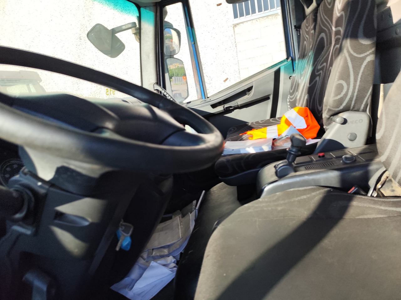 IVECO EUROCARGO 150E25 - شاحنة هيكل كابينة: صورة 4 IVECO EUROCARGO 150E25 - شاحنة هيكل كابينة: صورة 4