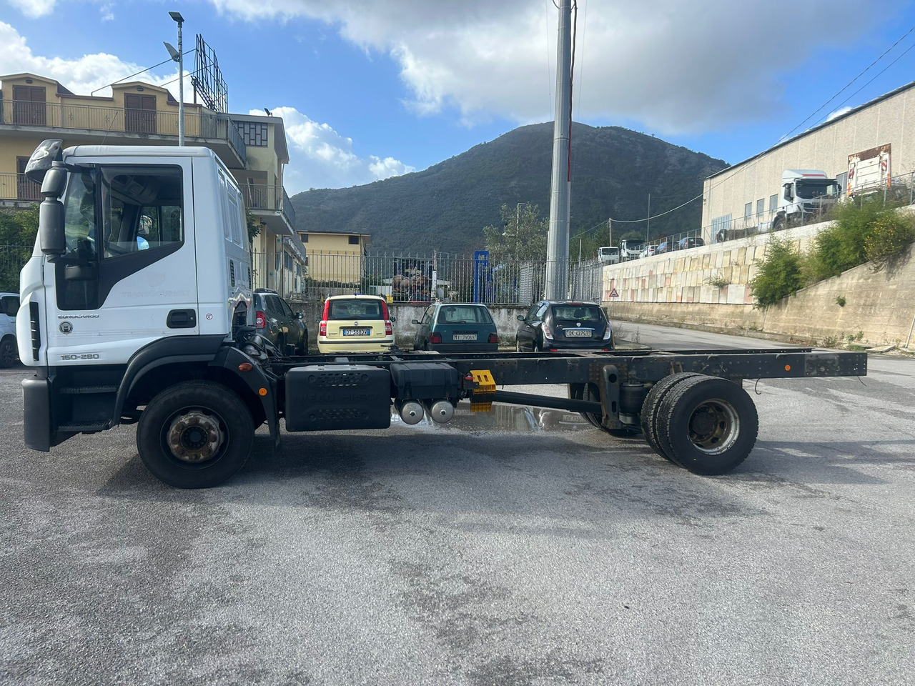 IVECO EUROCARGO 160-280 - شاحنة هيكل كابينة, شاحنة كرين: صورة 3 IVECO EUROCARGO 160-280 - شاحنة هيكل كابينة, شاحنة كرين: صورة 3