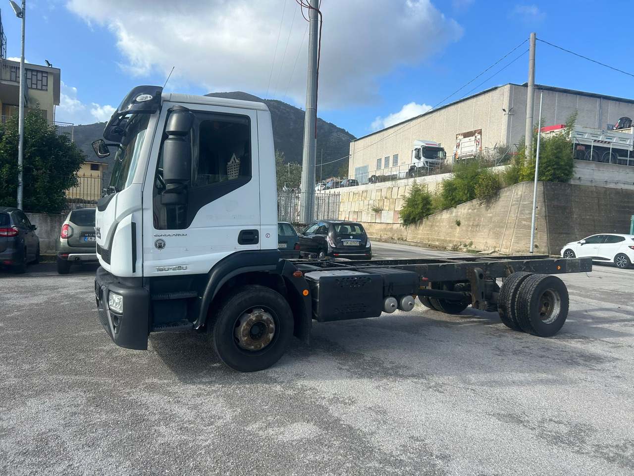 IVECO EUROCARGO 160-280 - شاحنة هيكل كابينة, شاحنة كرين: صورة 4 IVECO EUROCARGO 160-280 - شاحنة هيكل كابينة, شاحنة كرين: صورة 4