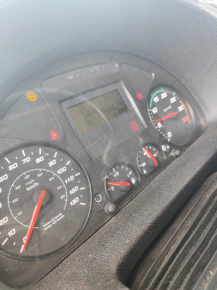 IVECO EUROCARGO 160-280 - شاحنة مقفلة, شاحنة كرين: صورة 3 IVECO EUROCARGO 160-280 - شاحنة مقفلة, شاحنة كرين: صورة 3