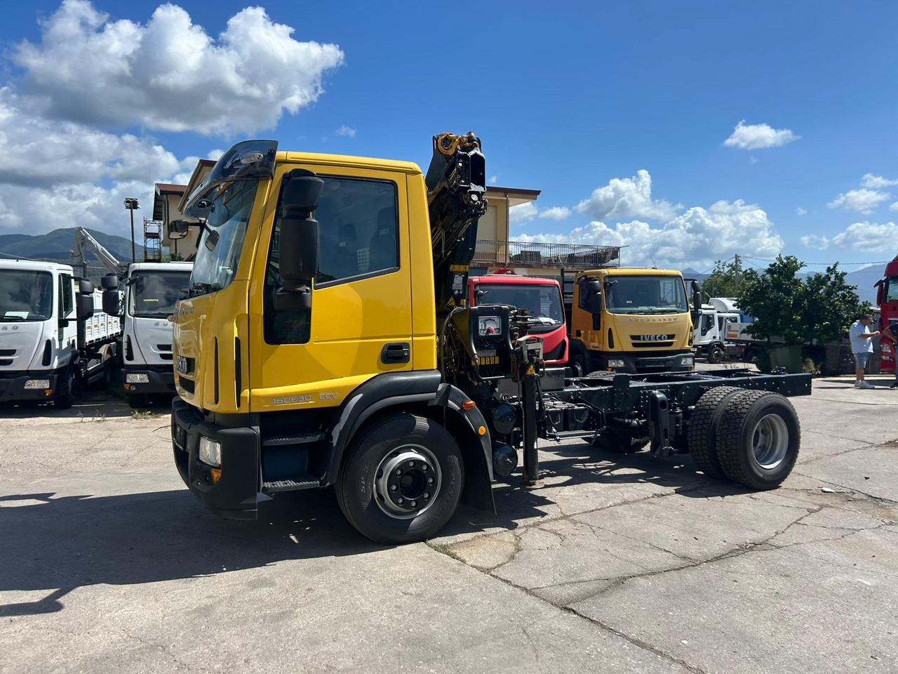 IVECO EUROCARGO 160E30 - شاحنة كرين: صورة 5 IVECO EUROCARGO 160E30 - شاحنة كرين: صورة 5