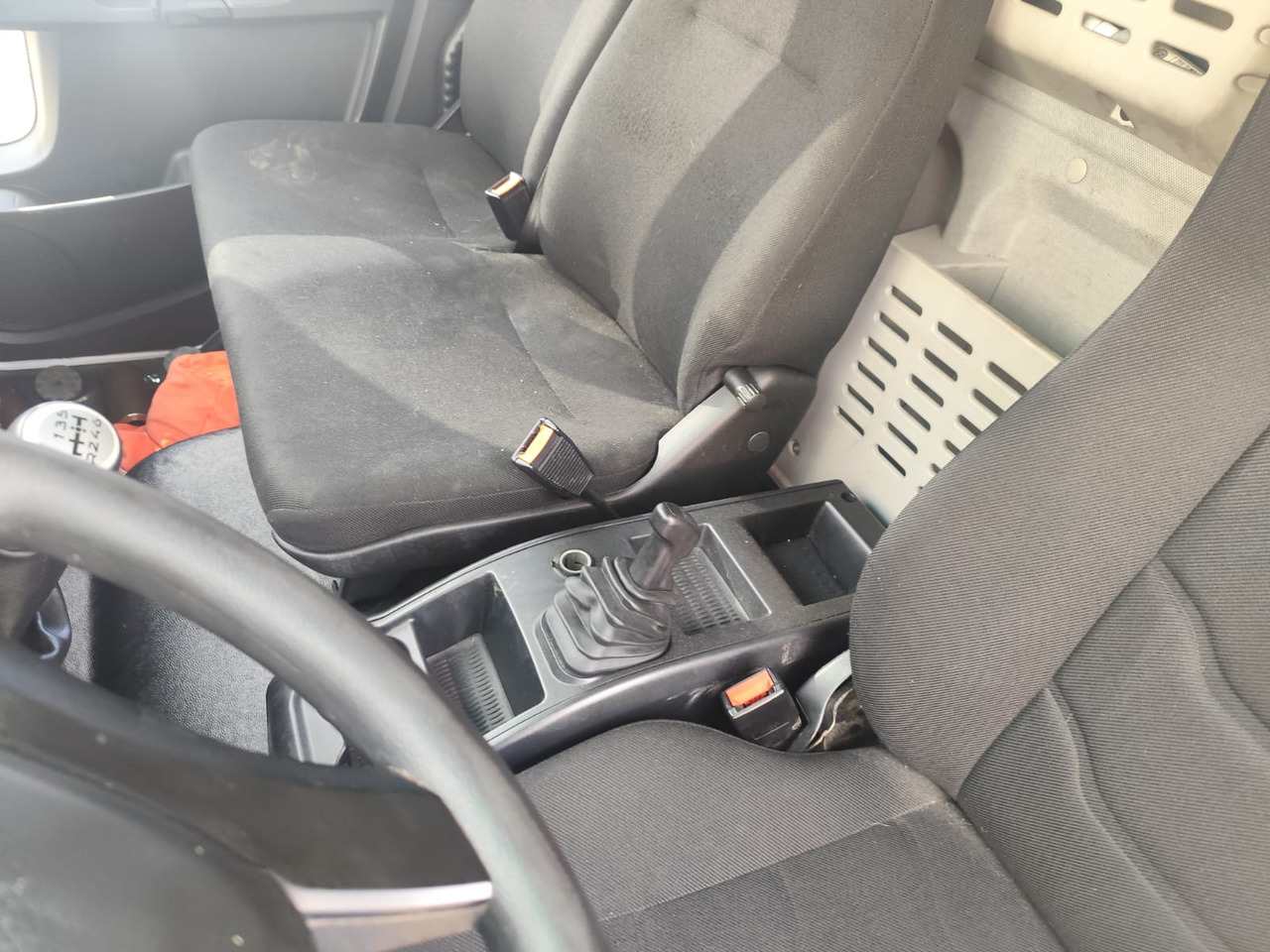 شاحنة كرين, شاحنة كرين IVECO EUROCARGO 180-250: صورة 32 شاحنة كرين, شاحنة كرين IVECO EUROCARGO 180-250: صورة 32