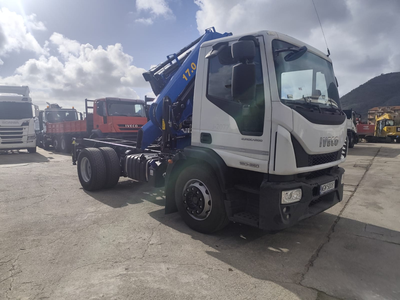 شاحنة كرين, شاحنة كرين IVECO EUROCARGO 180-250: صورة 22 شاحنة كرين, شاحنة كرين IVECO EUROCARGO 180-250: صورة 22