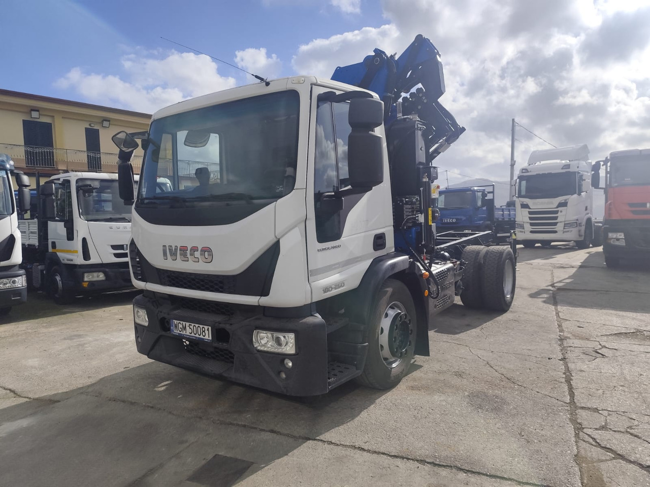 شاحنة كرين, شاحنة كرين IVECO EUROCARGO 180-250: صورة 29 شاحنة كرين, شاحنة كرين IVECO EUROCARGO 180-250: صورة 29