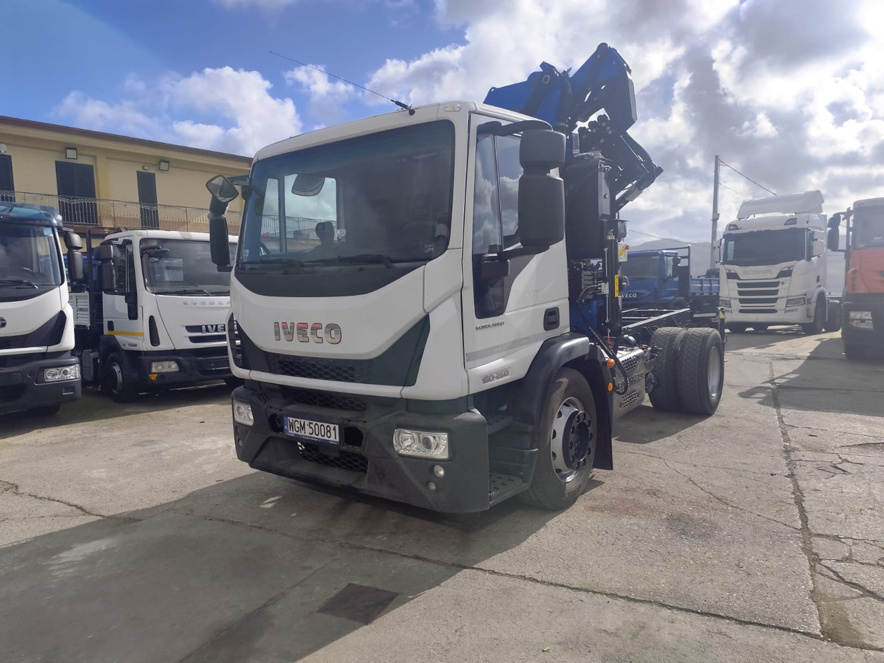 شاحنة كرين, شاحنة كرين IVECO EUROCARGO 180-250: صورة 8 شاحنة كرين, شاحنة كرين IVECO EUROCARGO 180-250: صورة 8