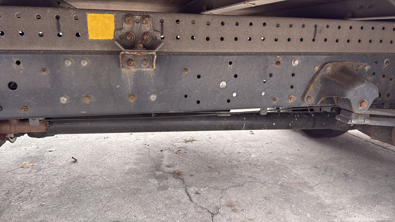 IVECO EUROCARGO 80-190 - شاحنة هيكل كابينة: صورة 3 IVECO EUROCARGO 80-190 - شاحنة هيكل كابينة: صورة 3