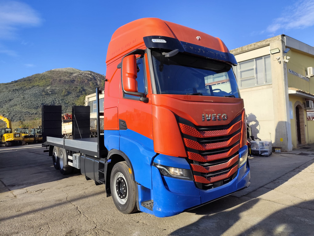 IVECO S-WAY AS260S48 Y - شاحنات مسطحة: صورة 5 IVECO S-WAY AS260S48 Y - شاحنات مسطحة: صورة 5