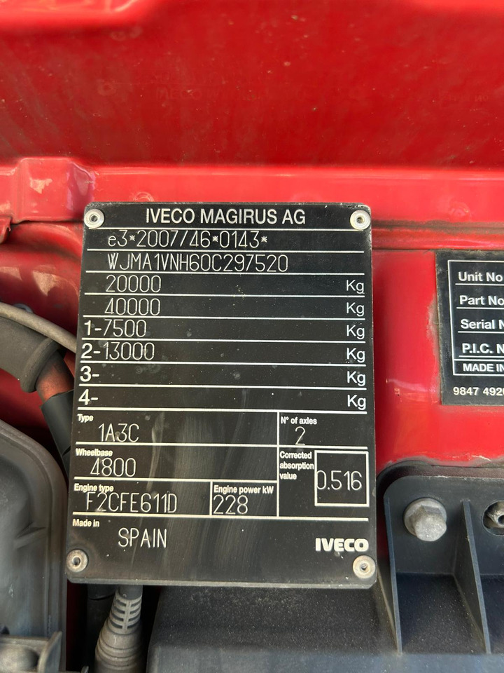 IVECO STRALIS 190S31 - شاحنة هيكل كابينة: صورة 2 IVECO STRALIS 190S31 - شاحنة هيكل كابينة: صورة 2