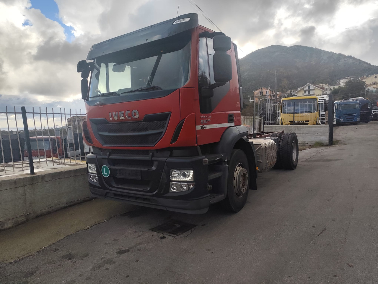 IVECO STRALIS 190S31 - شاحنة هيكل كابينة: صورة 1 IVECO STRALIS 190S31 - شاحنة هيكل كابينة: صورة 1