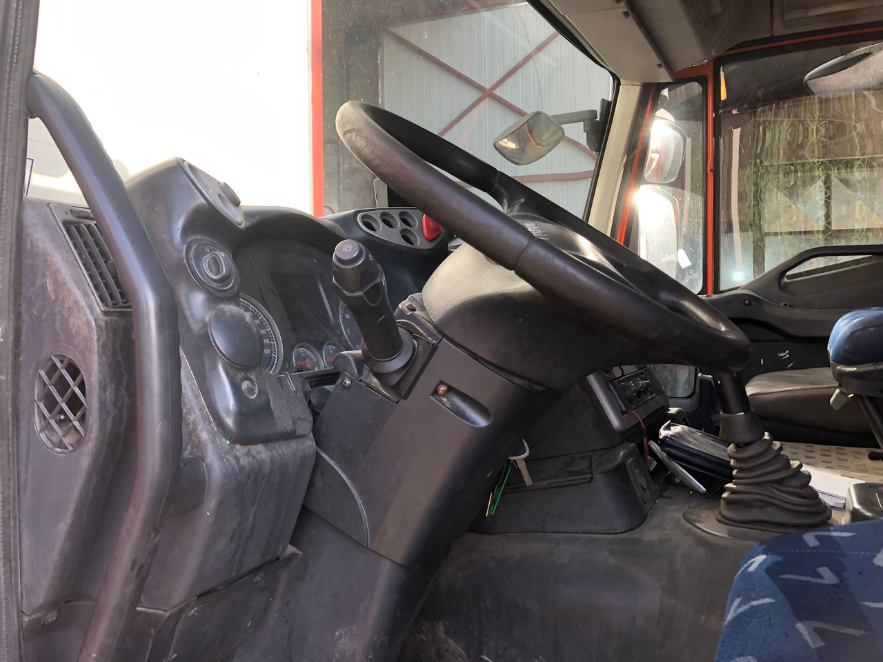 IVECO STRALIS 190S31 - شاحنة كرين: صورة 5 IVECO STRALIS 190S31 - شاحنة كرين: صورة 5