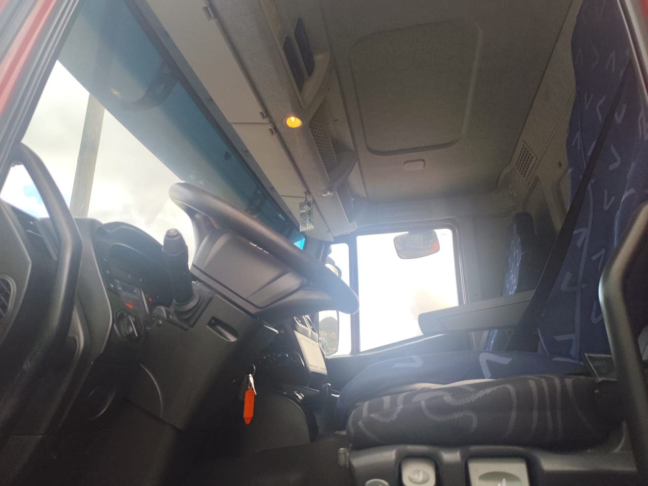 IVECO STRALIS 190S31 - شاحنة هيكل كابينة: صورة 5 IVECO STRALIS 190S31 - شاحنة هيكل كابينة: صورة 5