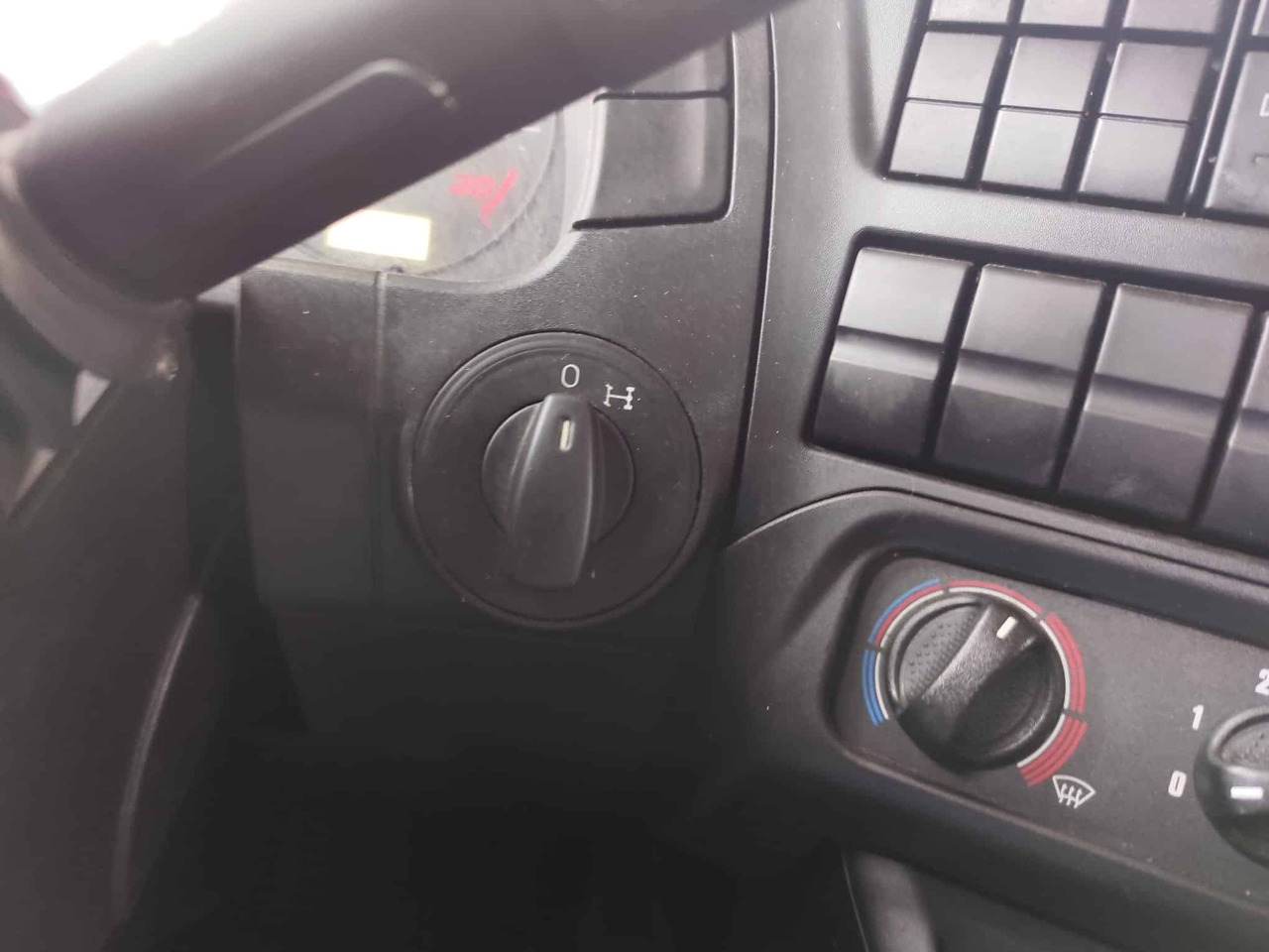 IVECO STRALIS 260S36 - شاحنات مسطحة, شاحنة كرين: صورة 5 IVECO STRALIS 260S36 - شاحنات مسطحة, شاحنة كرين: صورة 5