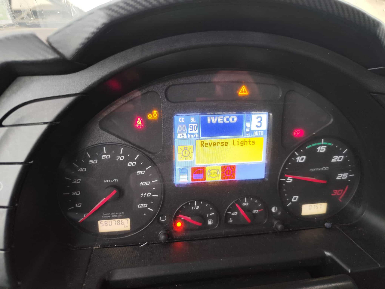 IVECO STRALIS 260S36 - شاحنات مسطحة, شاحنة كرين: صورة 4 IVECO STRALIS 260S36 - شاحنات مسطحة, شاحنة كرين: صورة 4