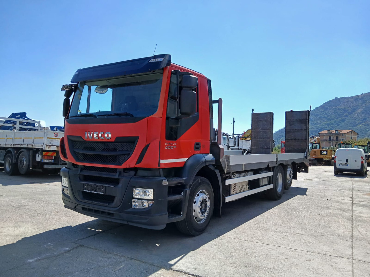 IVECO STRALIS 260S40 - شاحنات مسطحة: صورة 4 IVECO STRALIS 260S40 - شاحنات مسطحة: صورة 4
