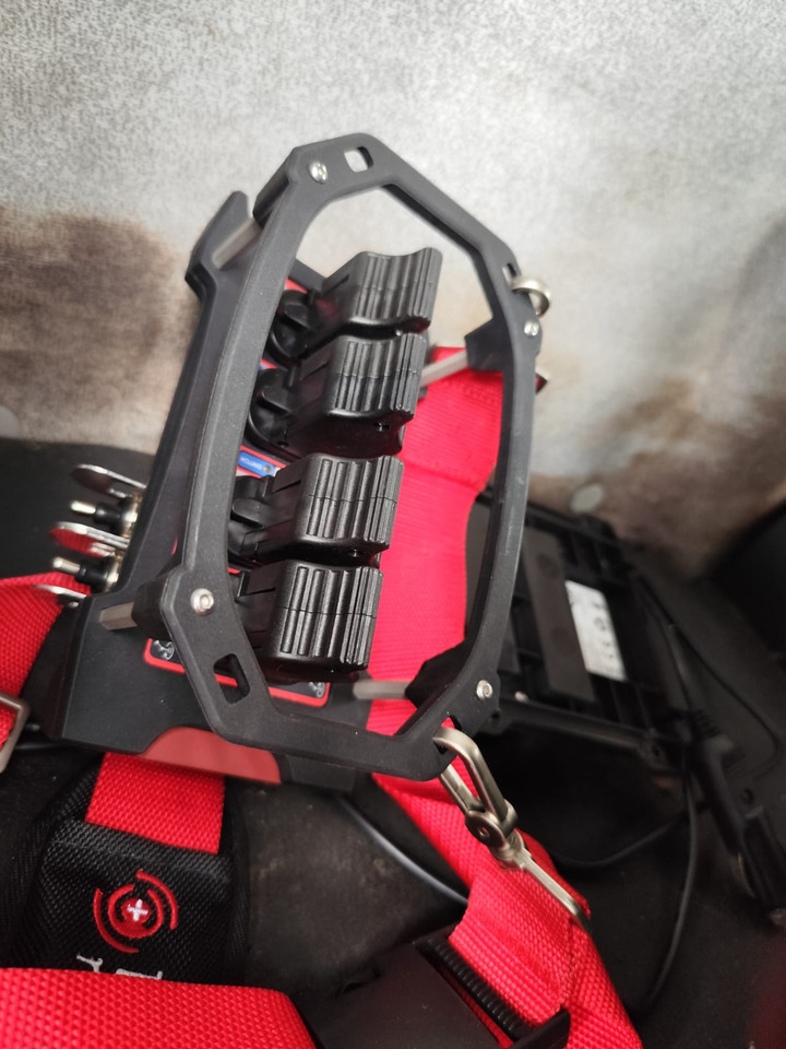 شاحنة كرين, شاحنة قلاب IVECO STRALIS AD 190S31P: صورة 27