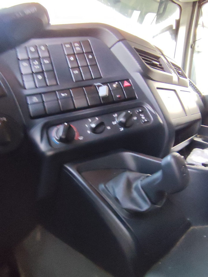 IVECO STRALIS AD 260S31 XP - شاحنة هيكل كابينة: صورة 2 IVECO STRALIS AD 260S31 XP - شاحنة هيكل كابينة: صورة 2