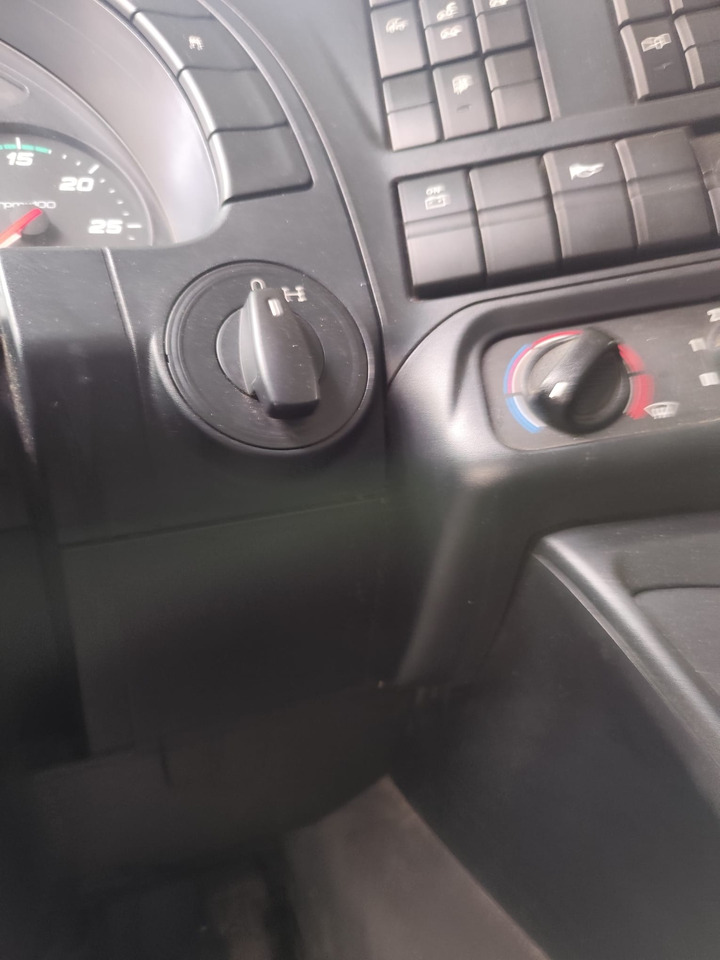 IVECO STRALIS AD 260S31 XP - شاحنة هيكل كابينة: صورة 3 IVECO STRALIS AD 260S31 XP - شاحنة هيكل كابينة: صورة 3