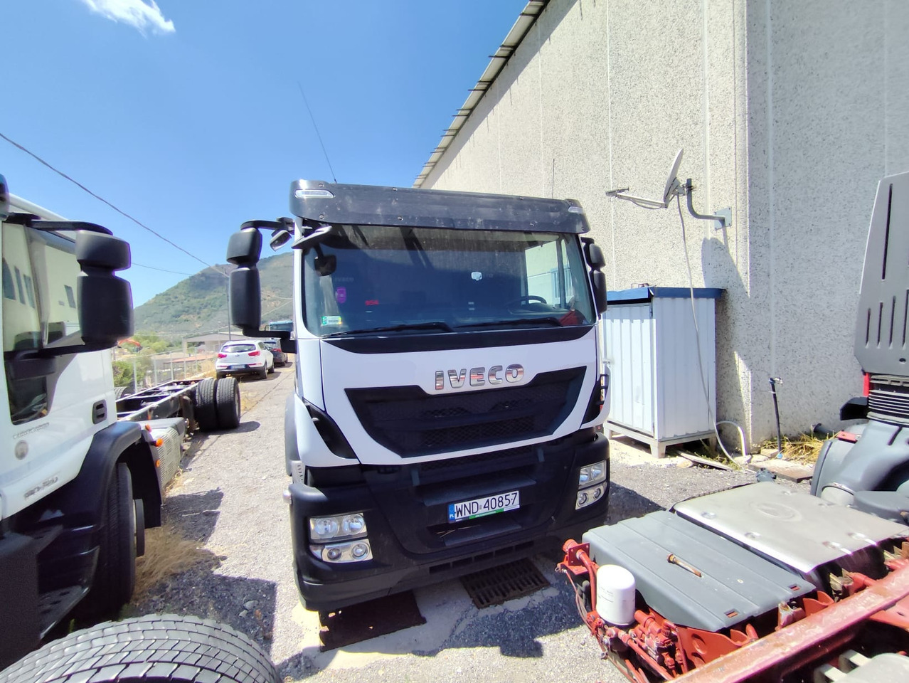 IVECO STRALIS AD 260S31 - شاحنة هيكل كابينة: صورة 1 IVECO STRALIS AD 260S31 - شاحنة هيكل كابينة: صورة 1