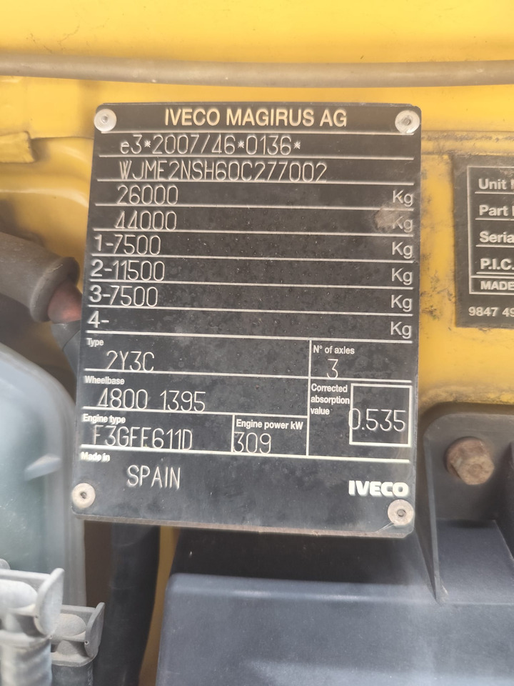 IVECO STRALIS AS 260S42 - شاحنات مسطحة: صورة 2 IVECO STRALIS AS 260S42 - شاحنات مسطحة: صورة 2