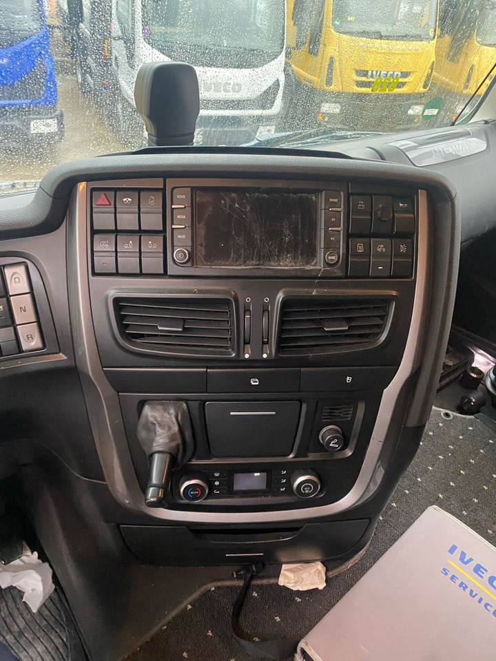 IVECO STRALIS AS 260S46 - شاحنات مسطحة: صورة 4 IVECO STRALIS AS 260S46 - شاحنات مسطحة: صورة 4