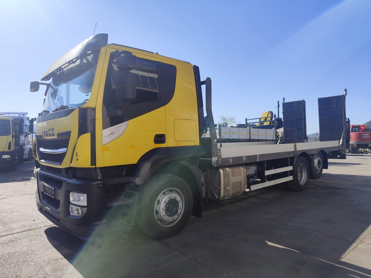 IVECO STRALIS HI-WAY 260S46 XP - شاحنات مسطحة: صورة 3 IVECO STRALIS HI-WAY 260S46 XP - شاحنات مسطحة: صورة 3