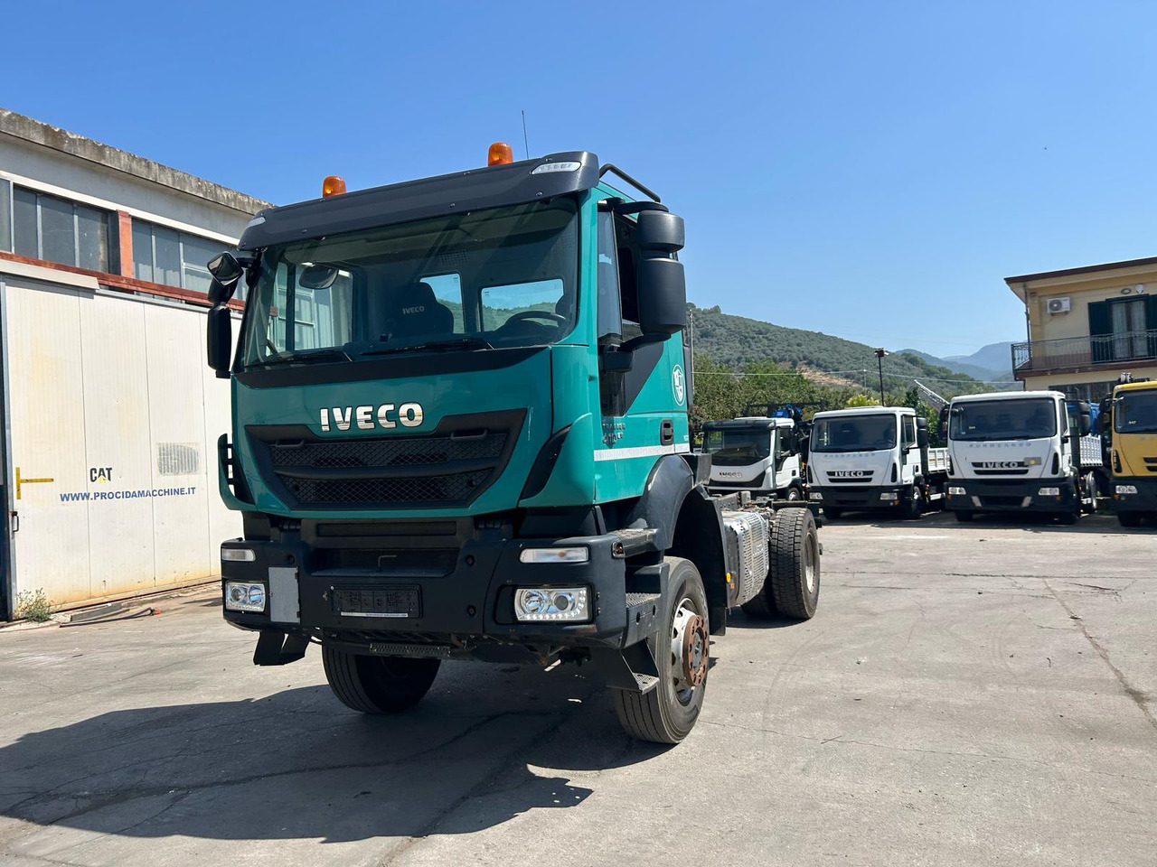 IVECO TRAKKER 190T41 - شاحنة هيكل كابينة: صورة 4 IVECO TRAKKER 190T41 - شاحنة هيكل كابينة: صورة 4