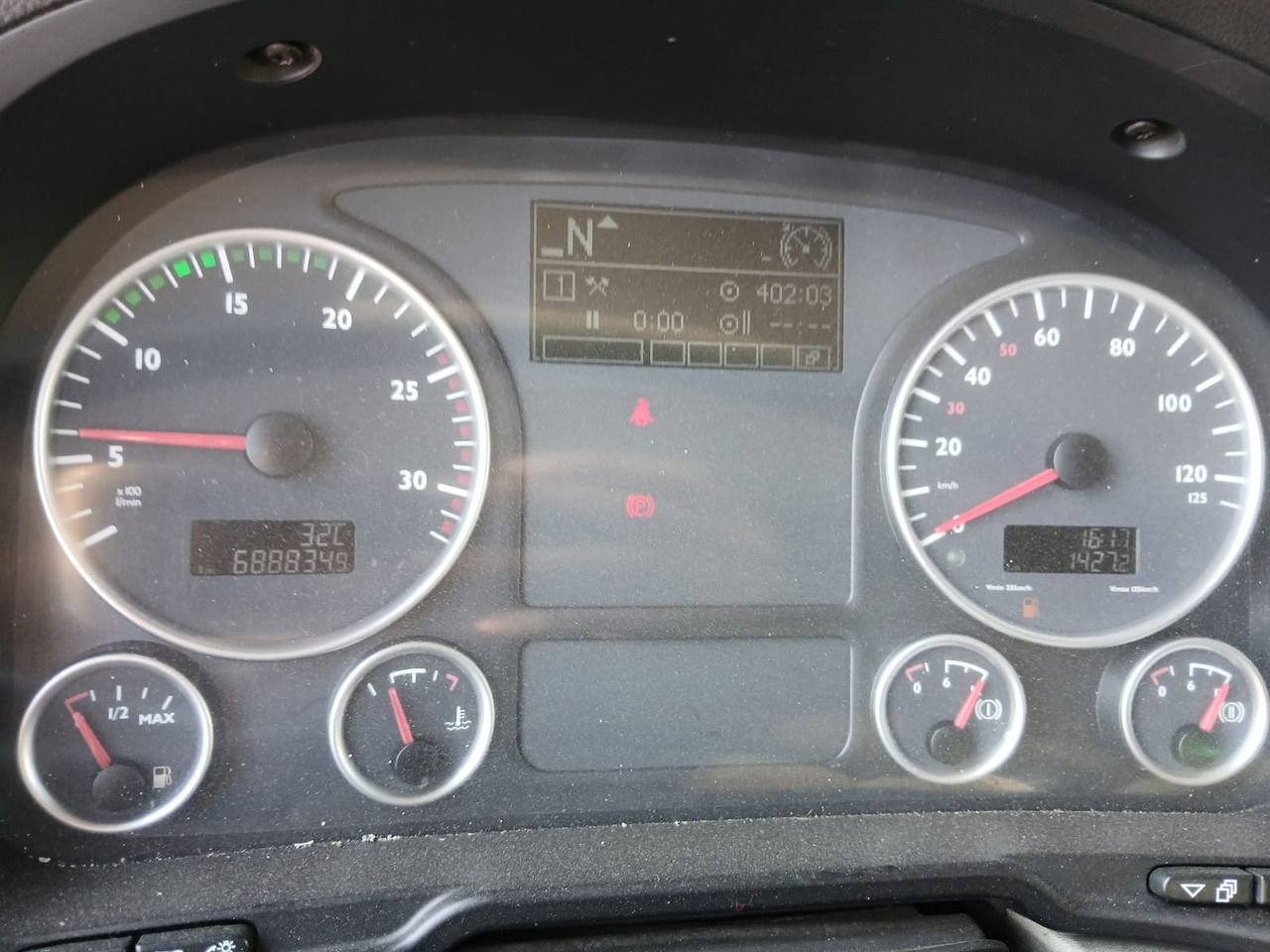 MAN TGS 18.360 - شاحنة قلاب: صورة 3 MAN TGS 18.360 - شاحنة قلاب: صورة 3