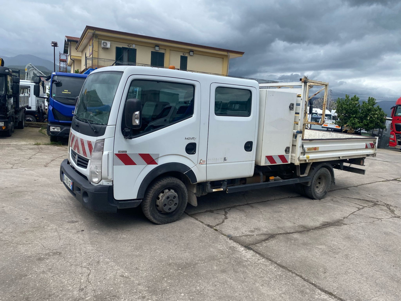 RENAULT MAXITY 140 DXI - شاحنات مسطحة: صورة 4 RENAULT MAXITY 140 DXI - شاحنات مسطحة: صورة 4