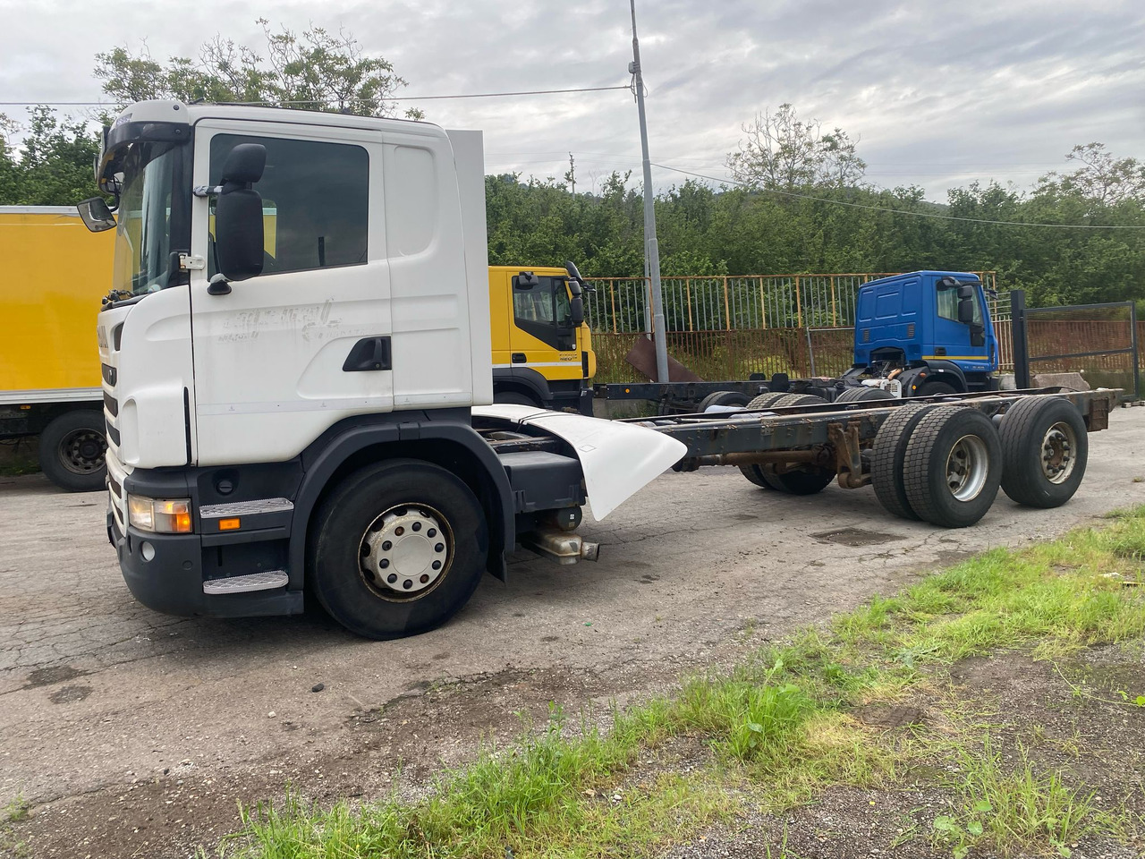 SCANIA G440 - شاحنة هيكل كابينة: صورة 2 SCANIA G440 - شاحنة هيكل كابينة: صورة 2