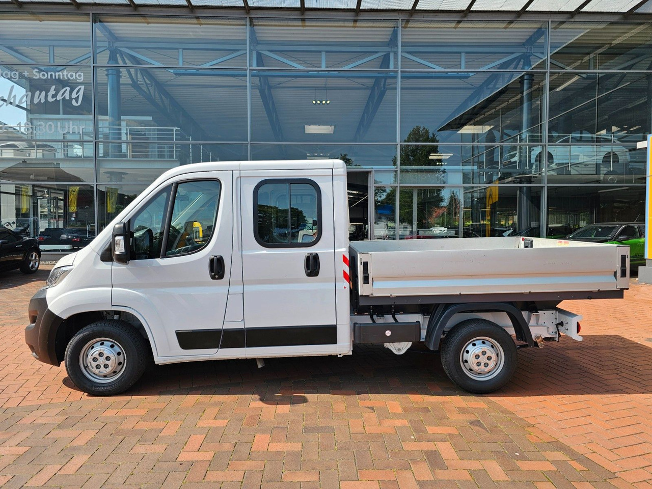 Citroën Jumper Pritsche DoKA L3 2,2 Klima AHK - شاحنة مفتوحة, الشاحنات الصغيرة كابينة مزدوجة: صورة 2 Citroën Jumper Pritsche DoKA L3 2,2 Klima AHK - شاحنة مفتوحة, الشاحنات الصغيرة كابينة مزدوجة: صورة 2