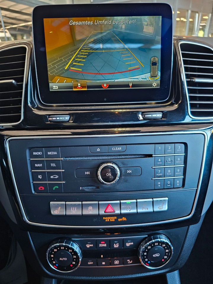 سيارة دفع رباعي Mercedes-Benz GLE 350 d 4Matic AMG Line: صورة 14