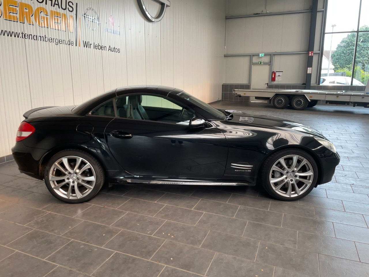 Mercedes-Benz SLK 200 SLK Roadster Navi Leder - سيارة: صورة 3 Mercedes-Benz SLK 200 SLK Roadster Navi Leder - سيارة: صورة 3