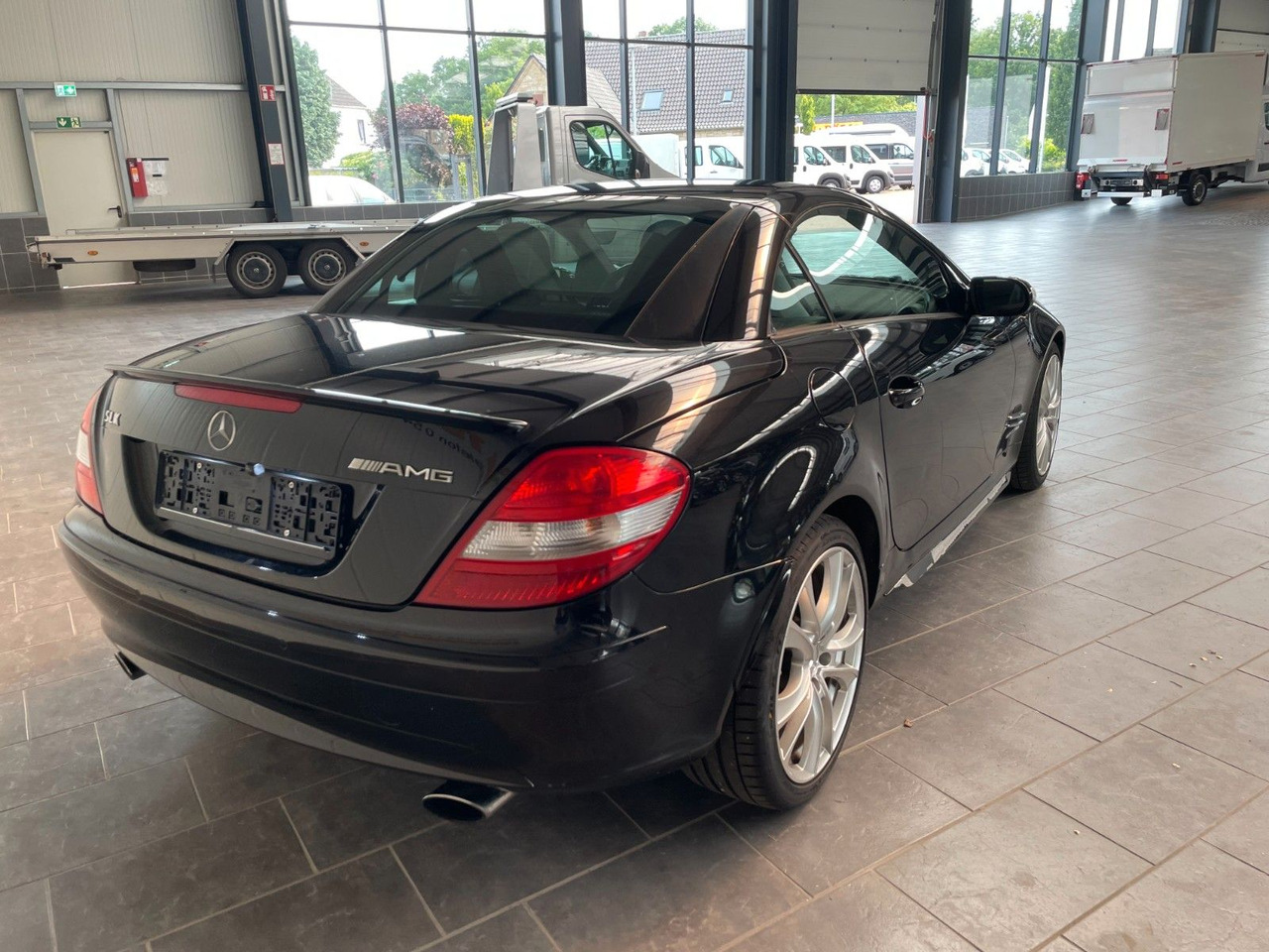 Mercedes-Benz SLK 200 SLK Roadster Navi Leder - سيارة: صورة 4 Mercedes-Benz SLK 200 SLK Roadster Navi Leder - سيارة: صورة 4