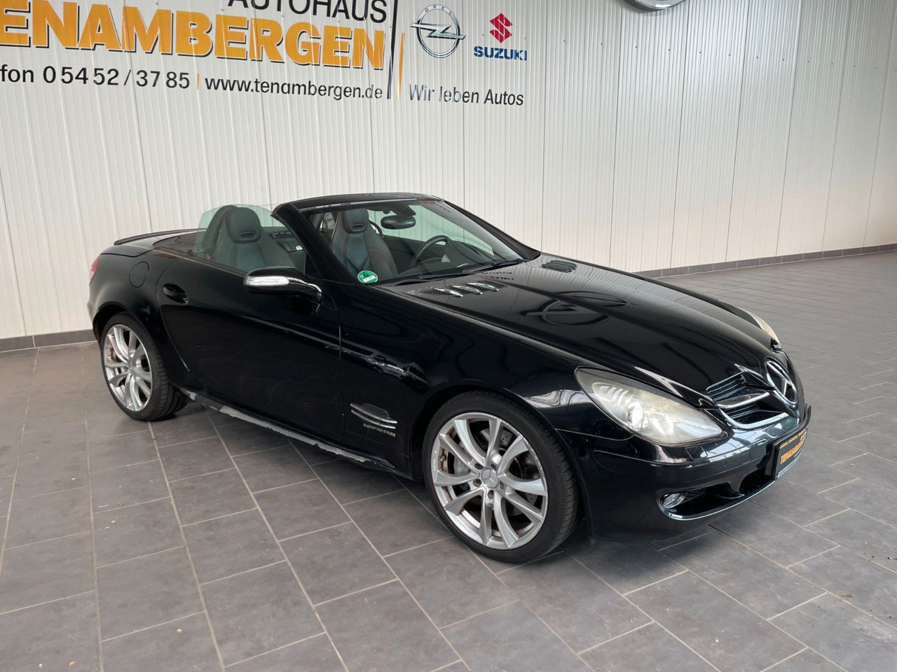 Mercedes-Benz SLK 200 SLK Roadster Navi Leder - سيارة: صورة 1 Mercedes-Benz SLK 200 SLK Roadster Navi Leder - سيارة: صورة 1